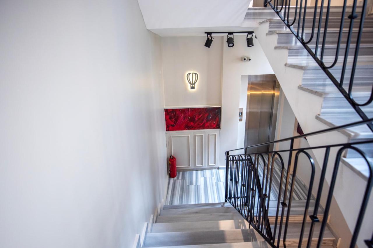 Bguest Pera Suites Istambul Exterior foto